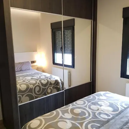 Independiente En Zona Residencial Rural 度假居 哈恩