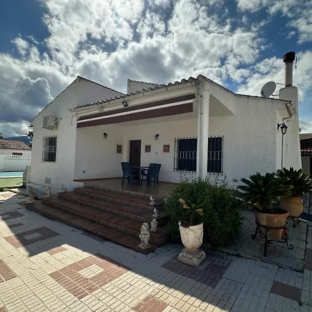Independiente En Zona Residencial Rural 哈恩